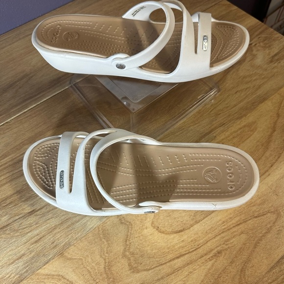 CROCS Cream Slide Sandals - Picture 9 of 9